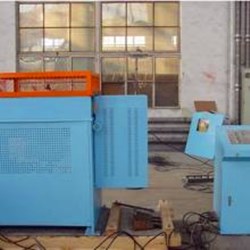 PQW-800-1200車(chē)輪旋轉彎曲疲勞試驗機